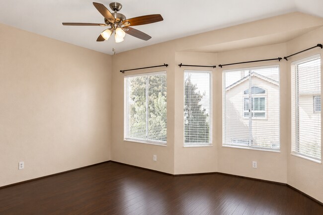 Building Photo - Amazing Spacious Home in Fremont w/Bonus Loft - Ardenwood!