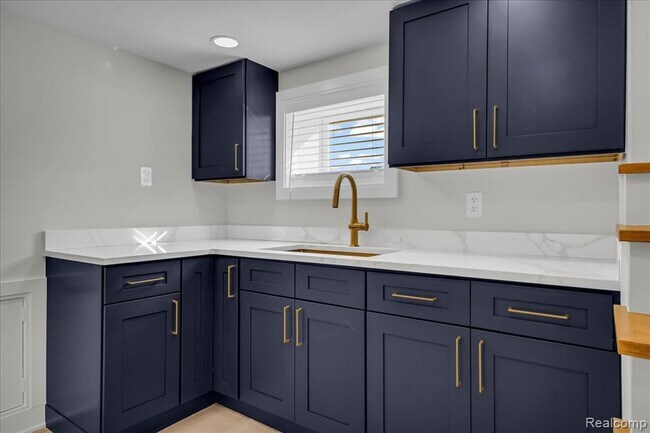 Building Photo - 2623 Fairview St