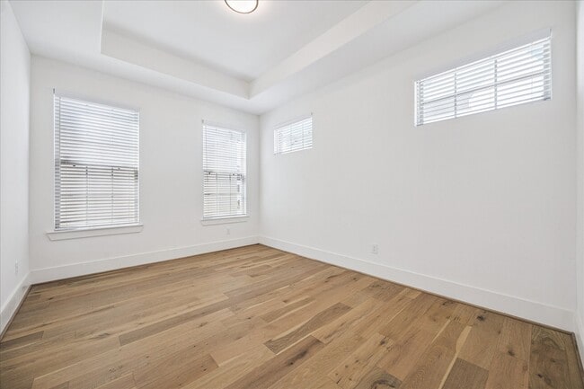 Building Photo - 3415 Ridgeway Valley Ln