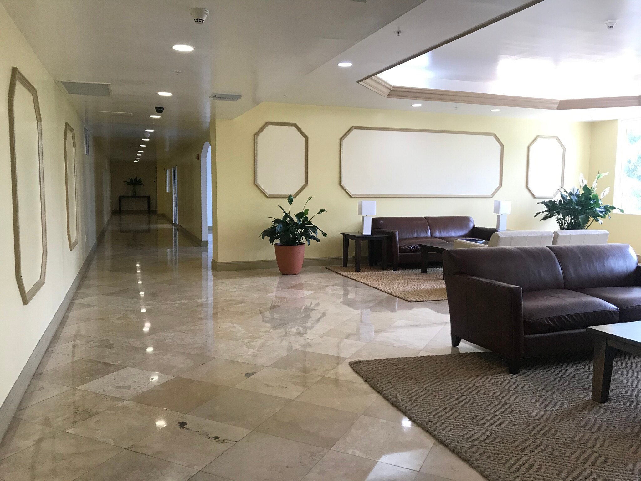 Building Photo - 3500 Coral Way