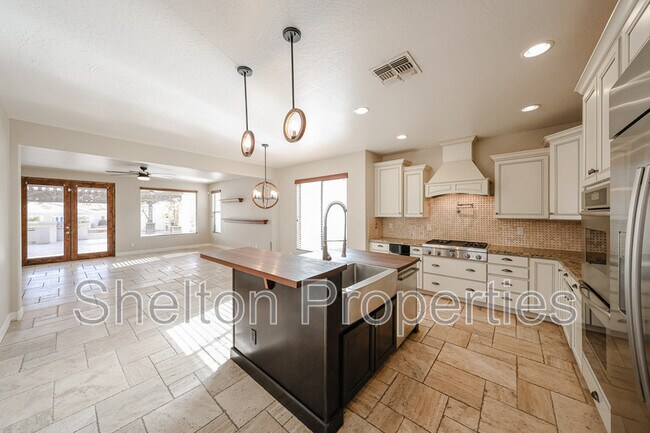 Building Photo - 3779 N Denny Way