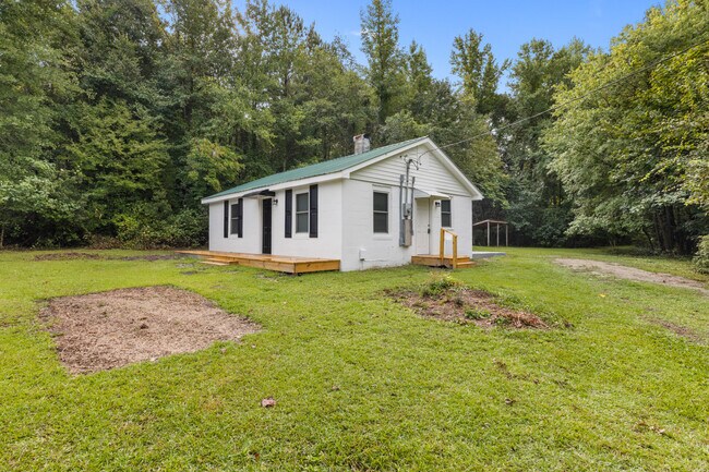 Building Photo - 2641 Burgaw Hwy