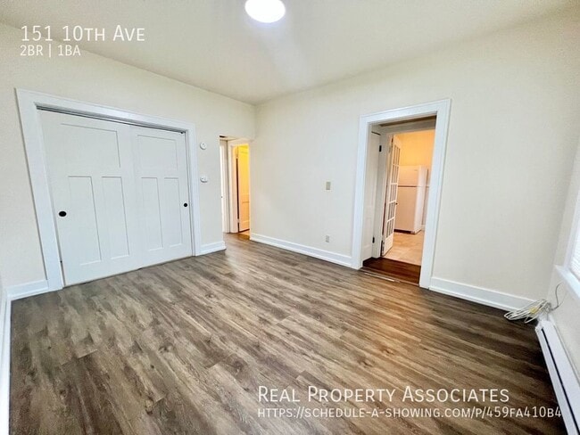 Building Photo - 151 10th Ave