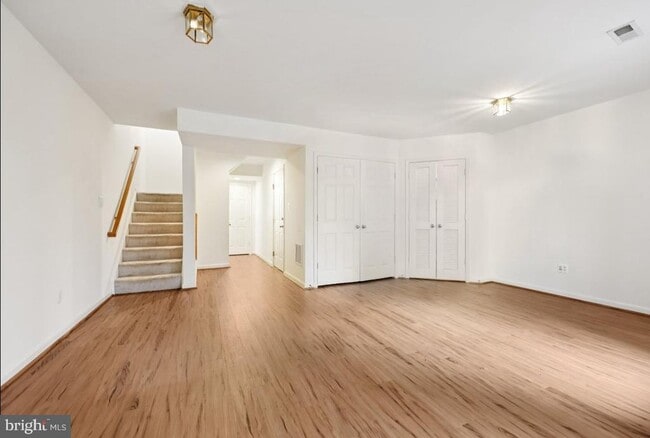 Building Photo - 6310 Cullen Pl