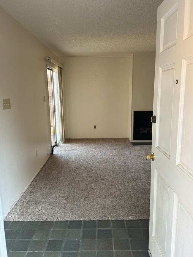 Building Photo - Bellflower Way