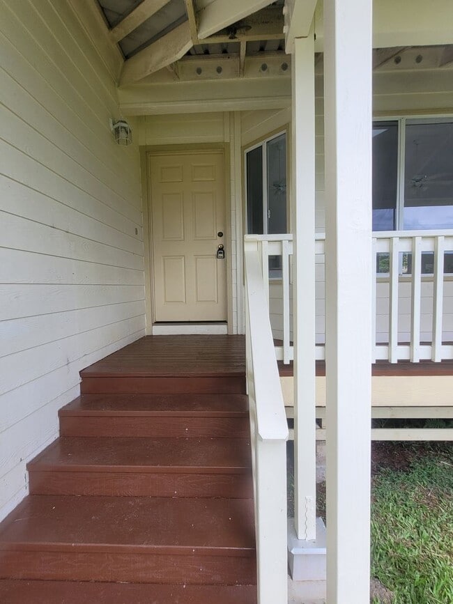 Building Photo - 3BD 2BA HOME IN HILO'S WAIAKEA HEIGHTS