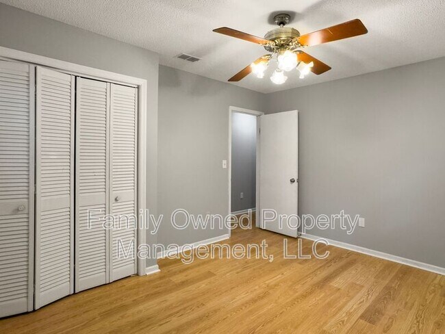 Building Photo - 4513 Sapling Ct