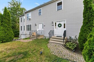 Building Photo - 284 S Quinsigamond Ave