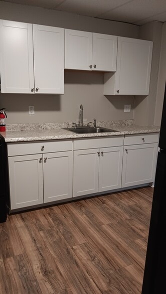 Kitchen - 633 Haverhill St