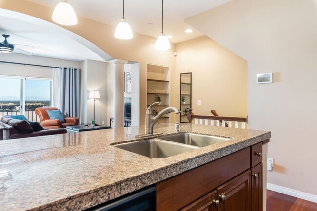 Building Photo - 2325 S G St