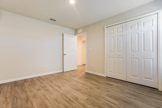 Building Photo - 10394 Carnegie Ave