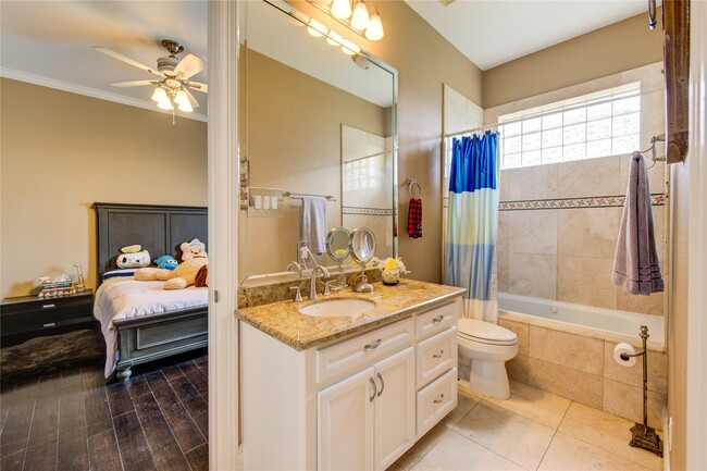 Building Photo - 5942 Sagamore Bay Ln