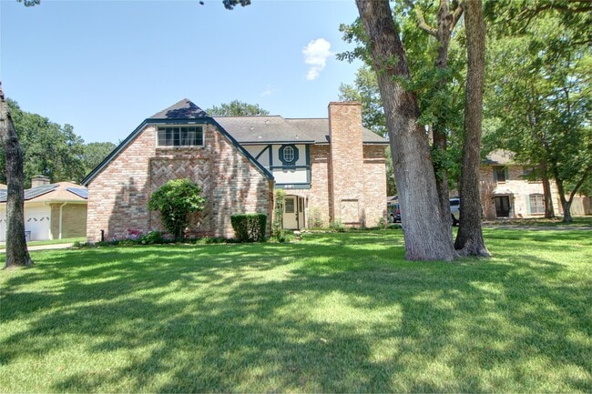 Building Photo - 12118 Double Tree Dr