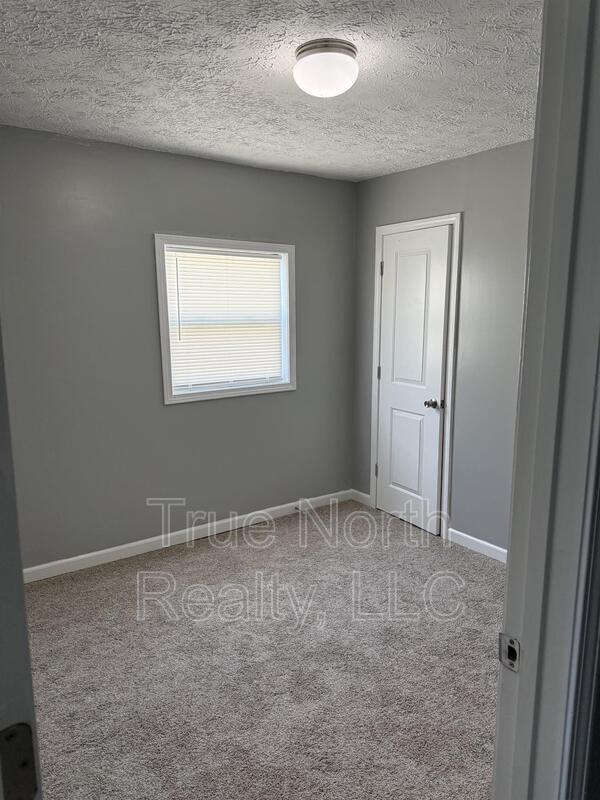 Building Photo - 521 S Wayne Ave