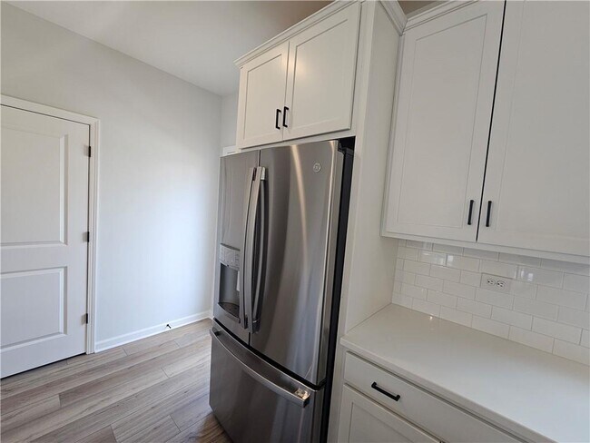 Building Photo - 3670 Willow Glade Trl