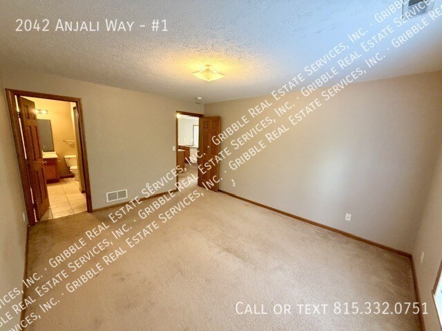 Building Photo - 2042 Anjali Way