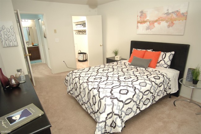 CVA New Bedroom pic - Chatsford Village Apartments