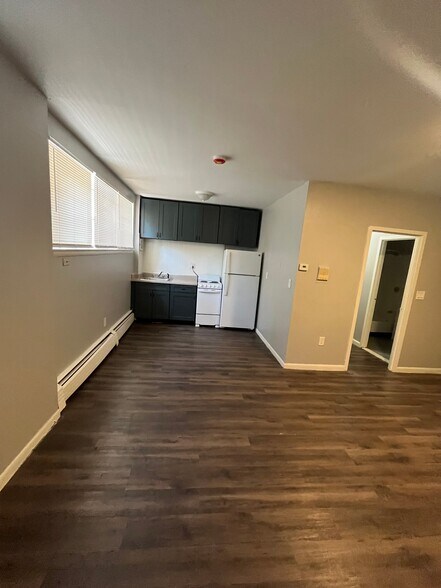 Building Photo - 30 Gillett St