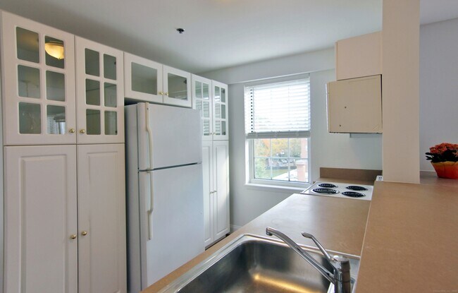 Building Photo - 59 Courtland Ave