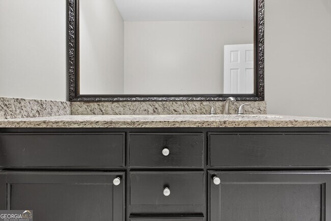 Building Photo - 4854 Springfield Dr