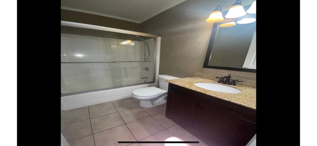 Building Photo - 931 Hidden Loop Dr