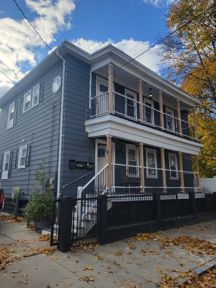 Building Photo - 8 Octavia St