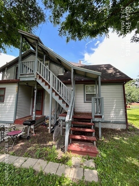 Building Photo - 429 N Adams St