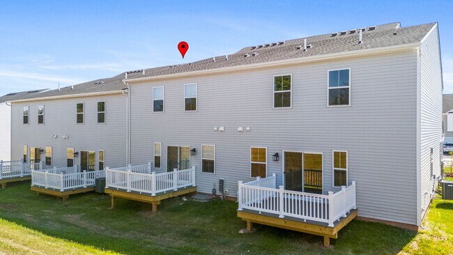 Building Photo - Brand New - 4Bed, 2.5Bath Townhouse in Pot...