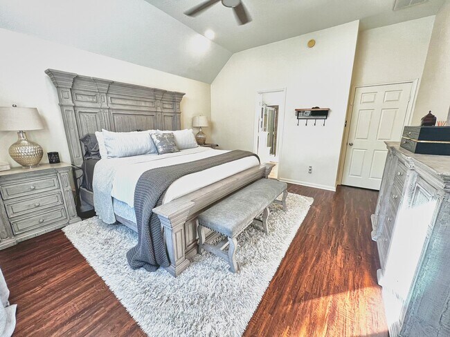 Building Photo - 7427 Parkcross Pl