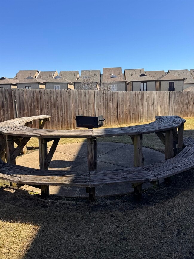 Building Photo - 620 Tennessee St