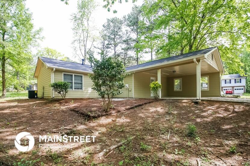 Building Photo - 606 Hamlet Ct SE