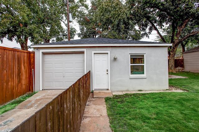 Building Photo - 4826 Pershing Ave