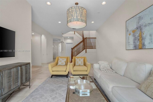 Building Photo - 896 Spinnaker Dr