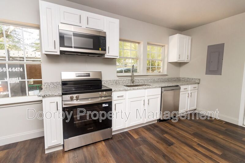 Building Photo - 517 LaFayette Rd