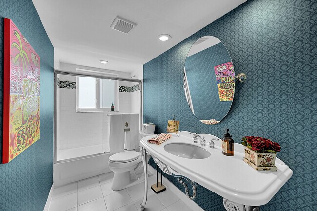Building Photo - 1702 S Ocean Blvd