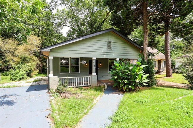 Primary Photo - 1333 Lyle Ave