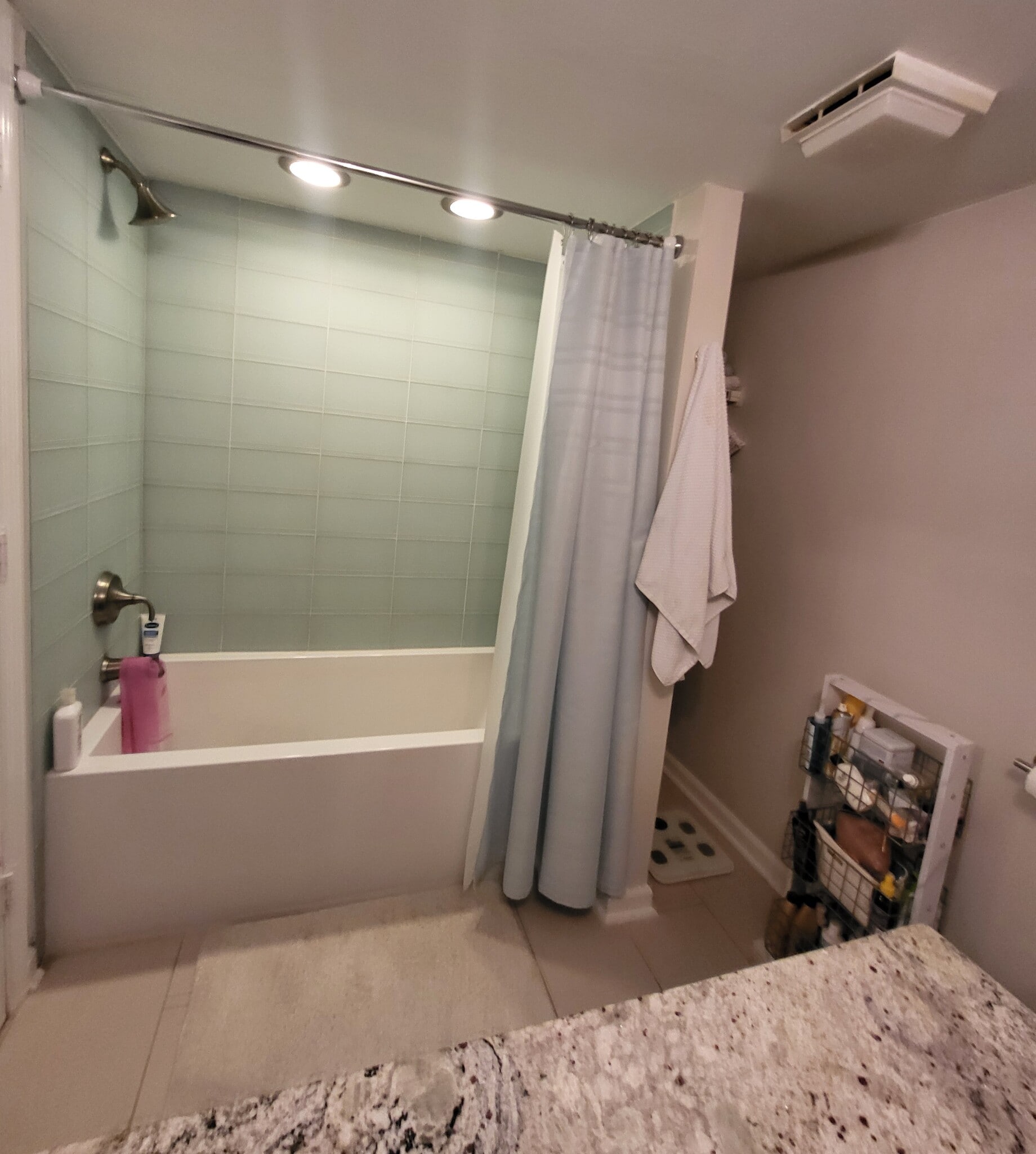 Master bathroom - 72 Sutton Pl