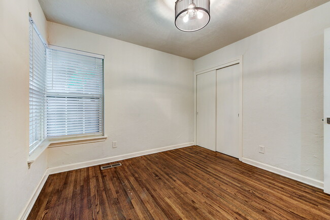 Building Photo - 1723 Churchill Way