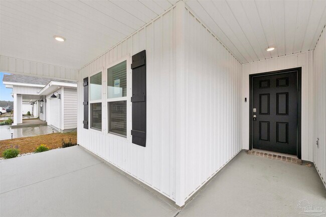 Building Photo - 6304 Firefly Dr