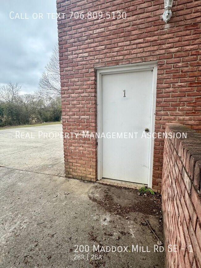 Building Photo - 200 Maddox Mill Rd SE