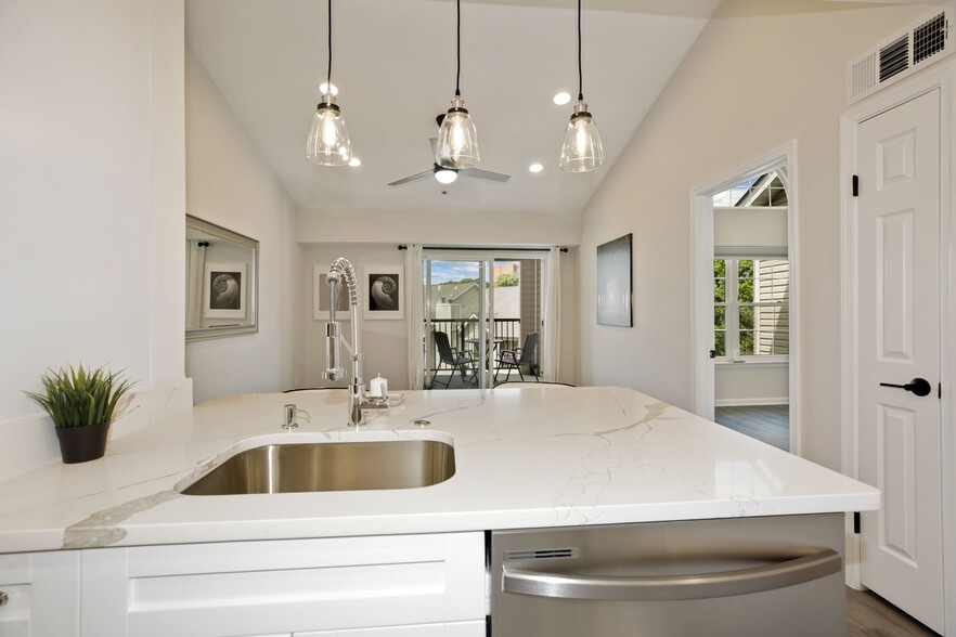 Building Photo - 3313 Wyndham Cir