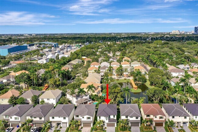 Building Photo - 1427 SW 23rd St