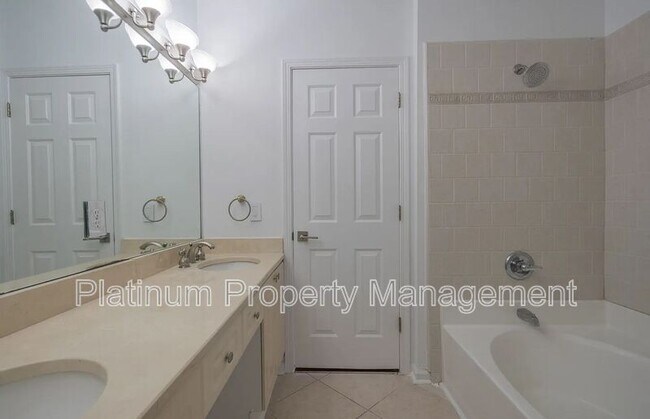 Building Photo - 3334 Peachtree Rd NE