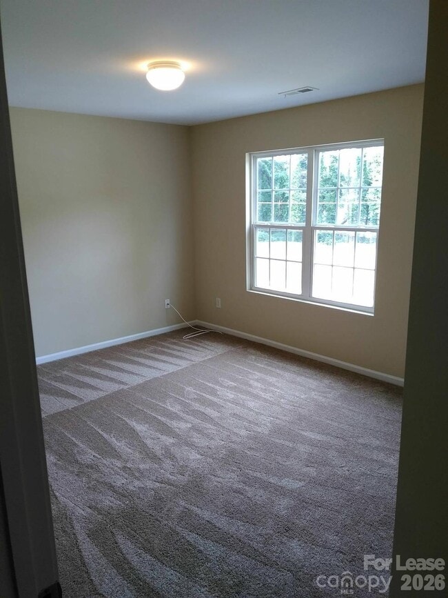 Building Photo - 7708 E Lane Dr