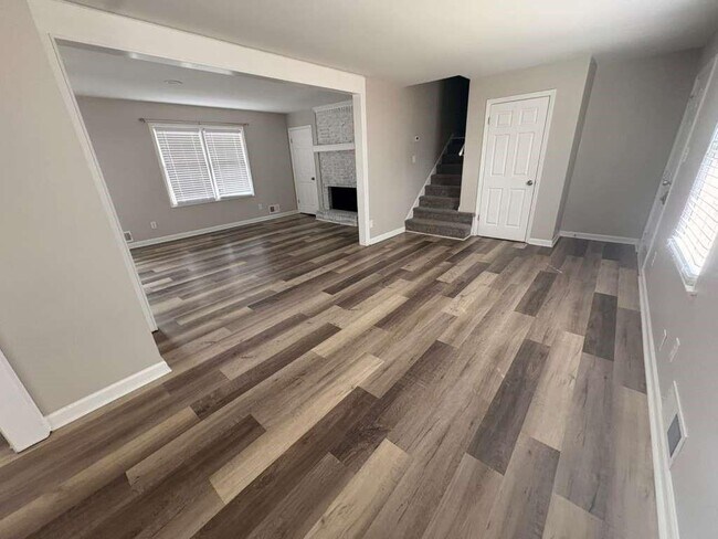 Building Photo - 259 Mediterranean Ln