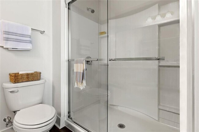 Building Photo - 705 Charles Hardy Pkwy