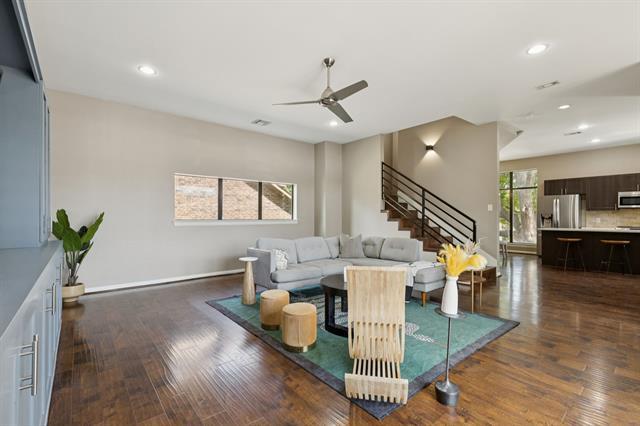 Building Photo - 4115 Delano Pl