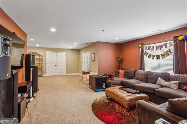 Building Photo - 1124 Promontory Dr
