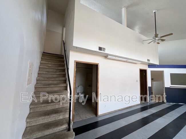 Building Photo - 652 Old Coors Dr SW