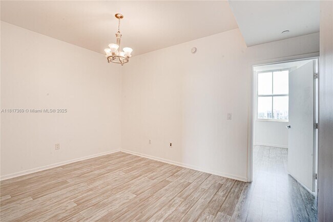 Building Photo - 3340 NE 190th St